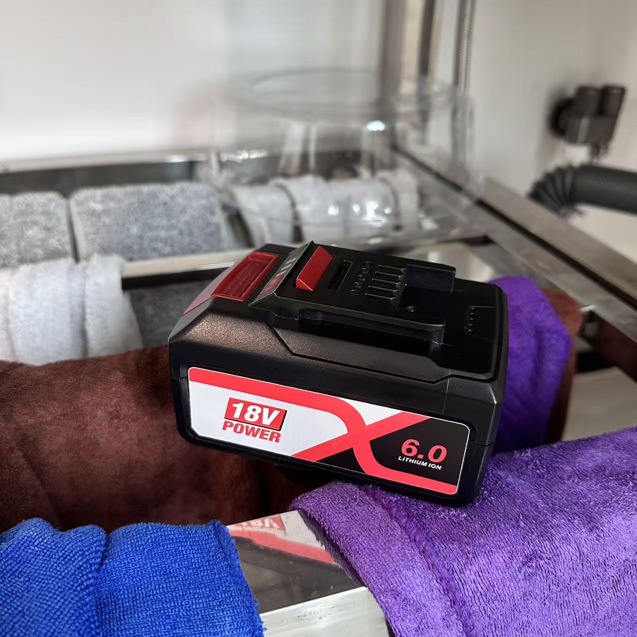 Power Xchange Tools - Batteria Li-ion EINHELL TE18 18V 8Ah